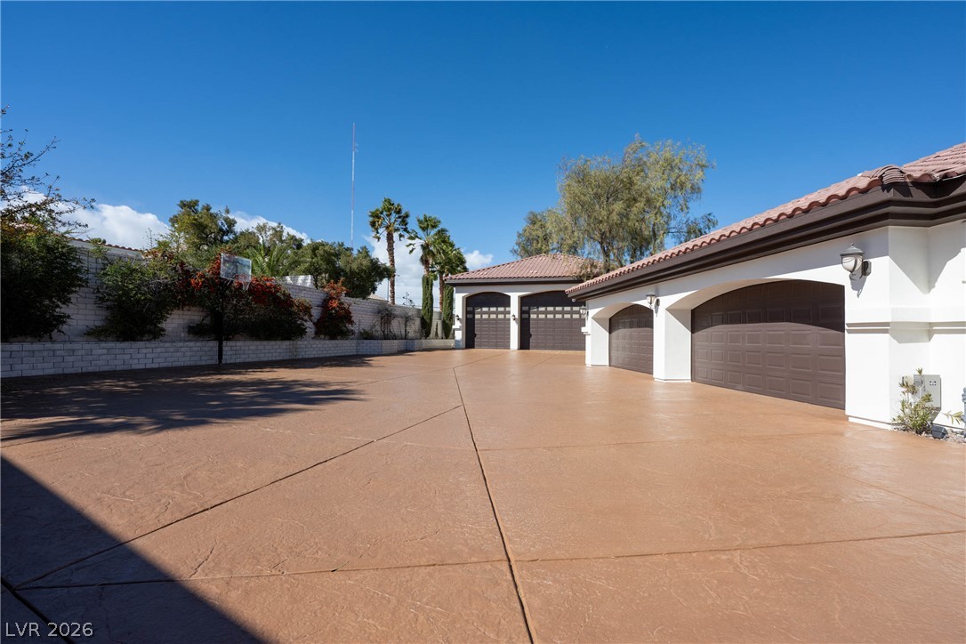 7440 Oak Grove Avenue Las Vegas NV 89117