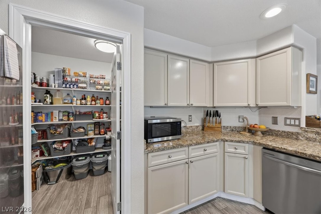 969 Pleasing Plateau Street Henderson NV 89002