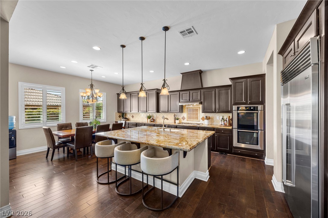 9843 Cathedral Pines Avenue Las Vegas NV 89149
