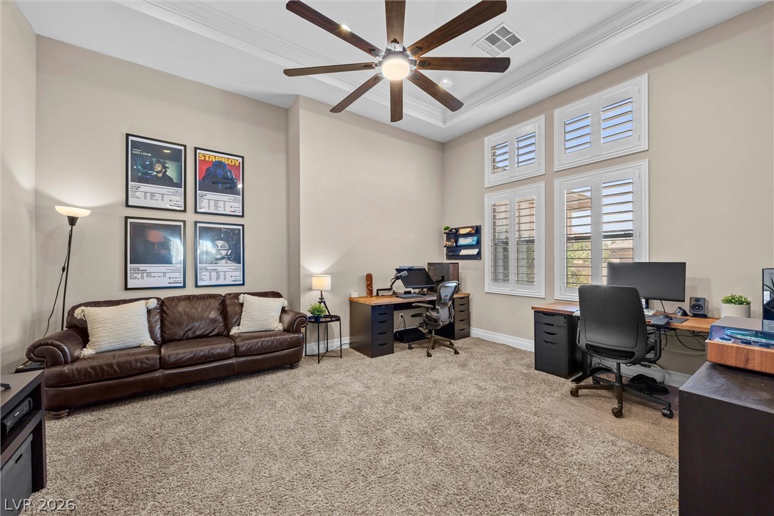9843 Cathedral Pines Avenue Las Vegas NV 89149