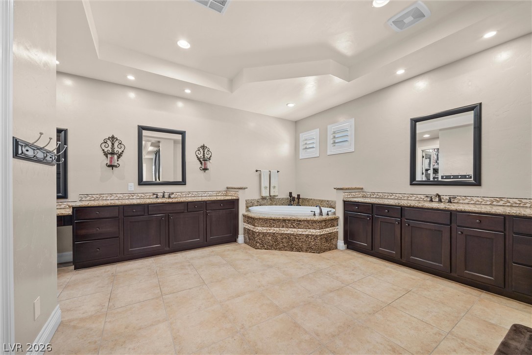 9843 Cathedral Pines Avenue Las Vegas NV 89149