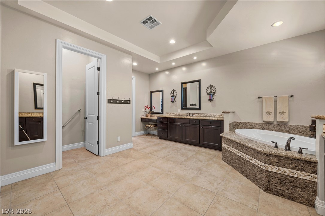 9843 Cathedral Pines Avenue Las Vegas NV 89149