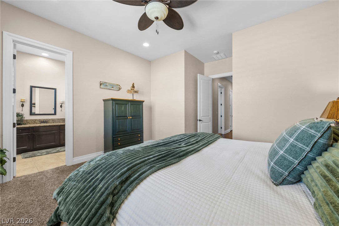 9843 Cathedral Pines Avenue Las Vegas NV 89149