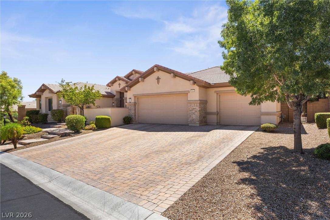 9843 Cathedral Pines Avenue Las Vegas NV 89149