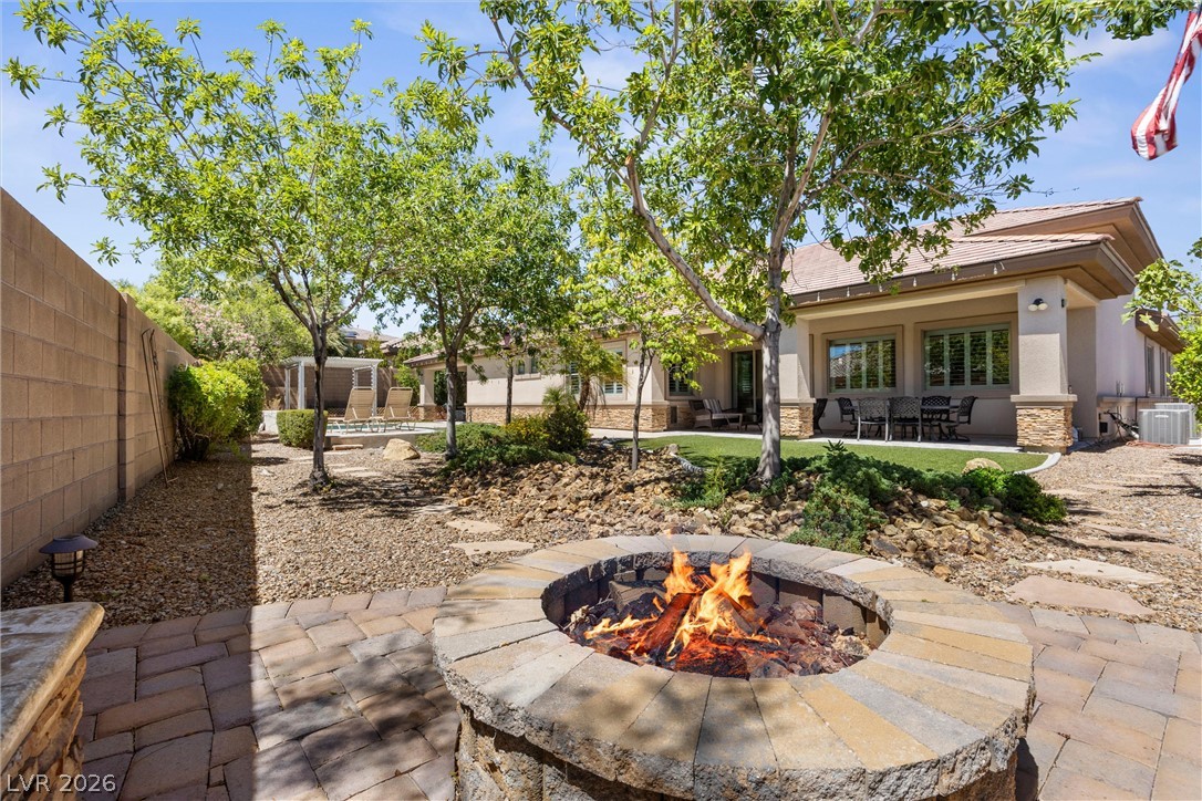 9843 Cathedral Pines Avenue Las Vegas NV 89149