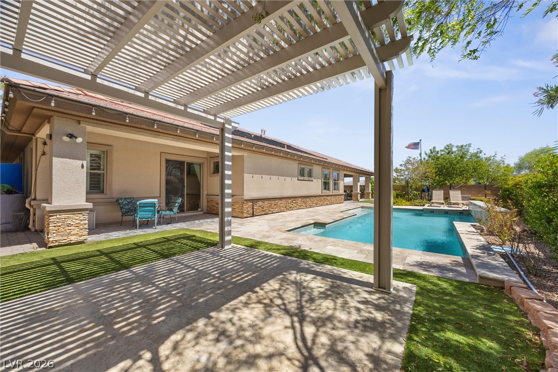 9843 Cathedral Pines Avenue Las Vegas NV 89149
