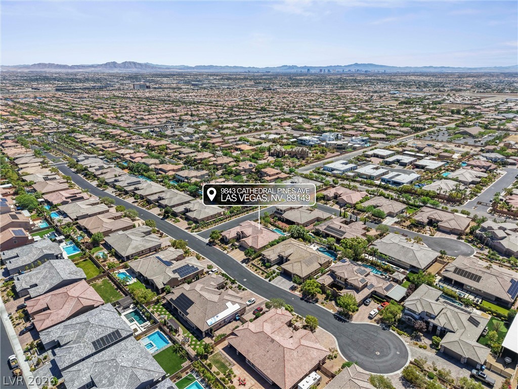 9843 Cathedral Pines Avenue Las Vegas NV 89149