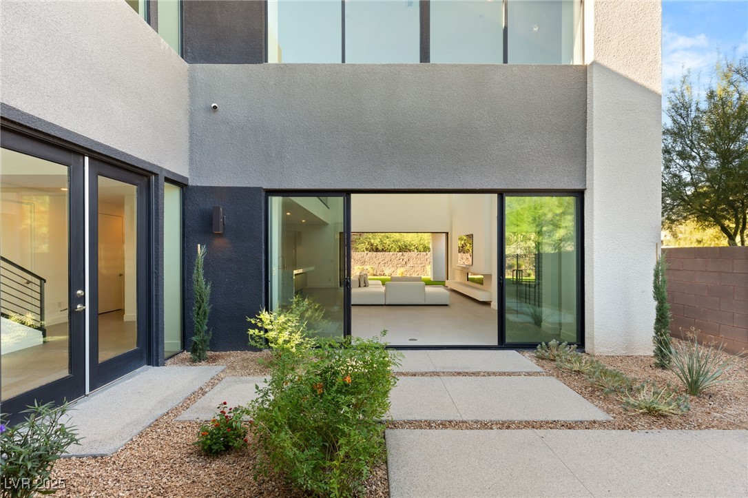 21 Highland Cove Lane Henderson NV 89011