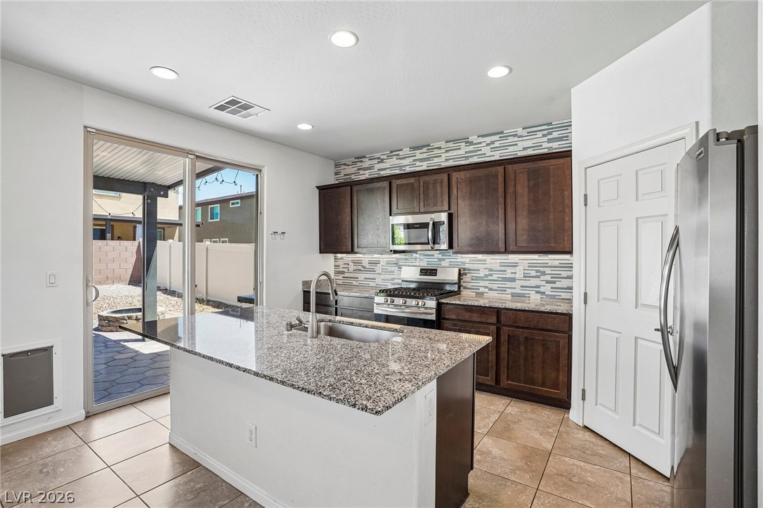5852 Beluga Bay Street North Las Vegas NV 89081