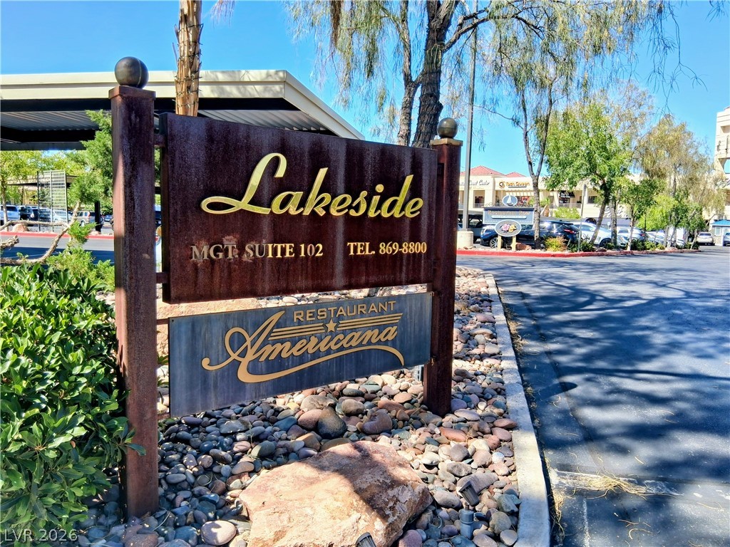 2320 Angelfire Street Las Vegas NV 89128