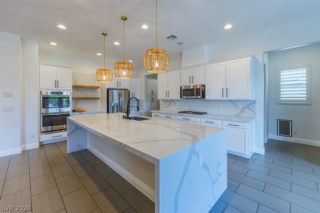 7722 Rainbow Rising Street Las Vegas NV 89113