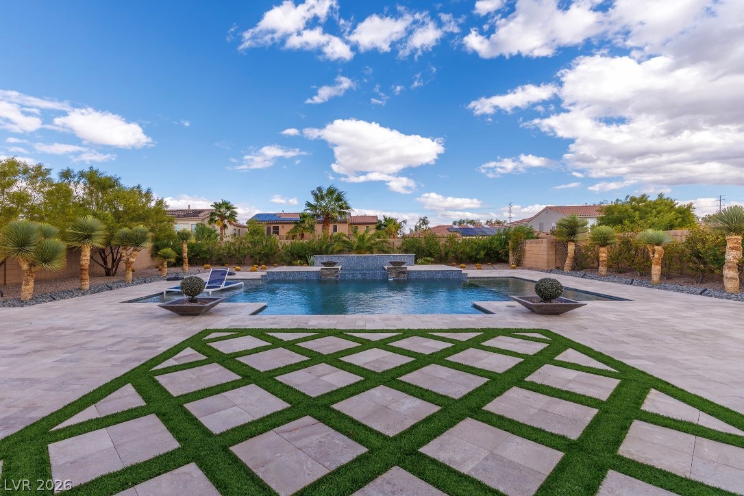 7722 Rainbow Rising Street Las Vegas NV 89113