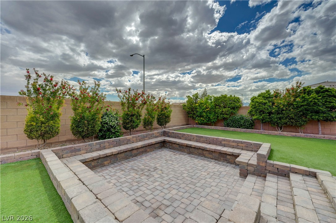 27 Red Sandstone Avenue North Las Vegas NV 89031