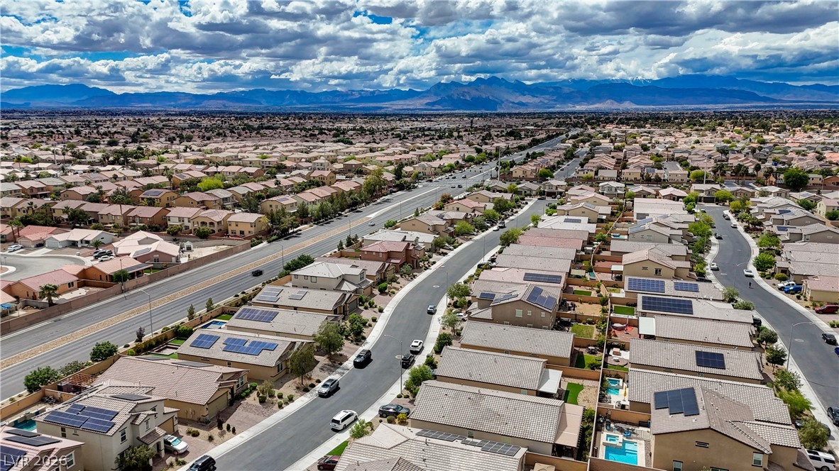 27 Red Sandstone Avenue North Las Vegas NV 89031