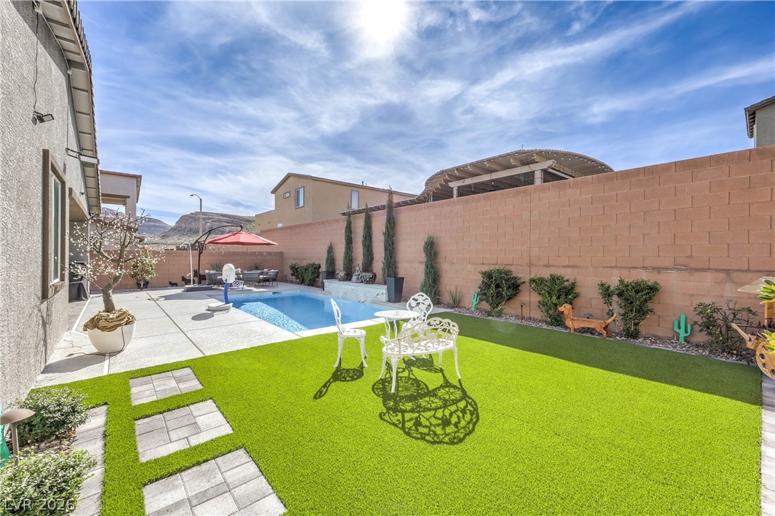 10089 Desert Azure Street Las Vegas NV 89178