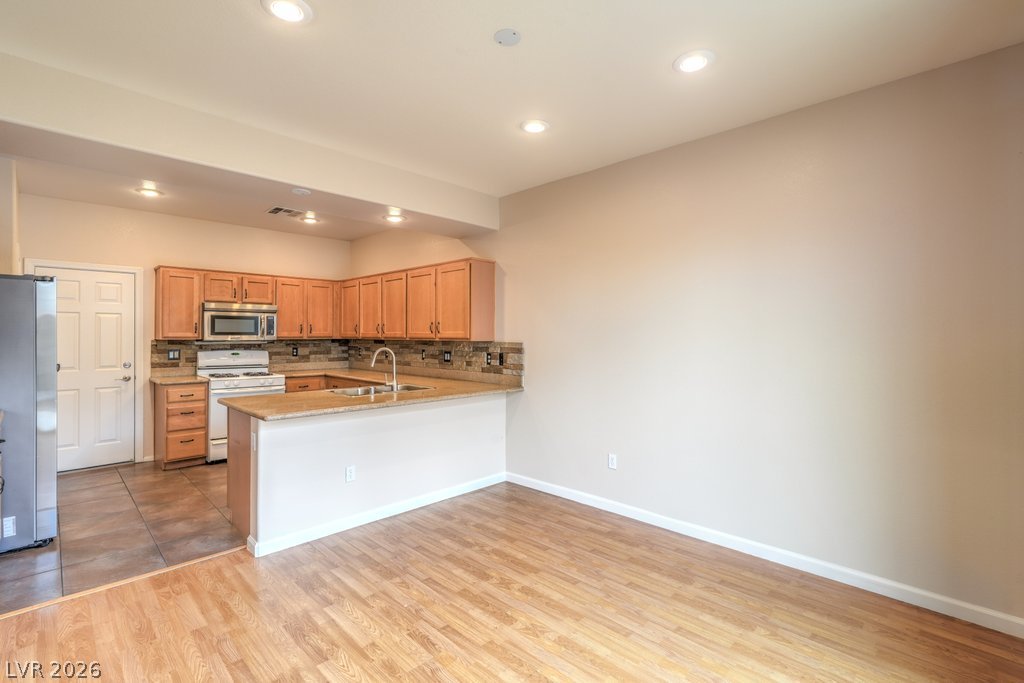 8684 Rowland Bluff Avenue Las Vegas NV 89178