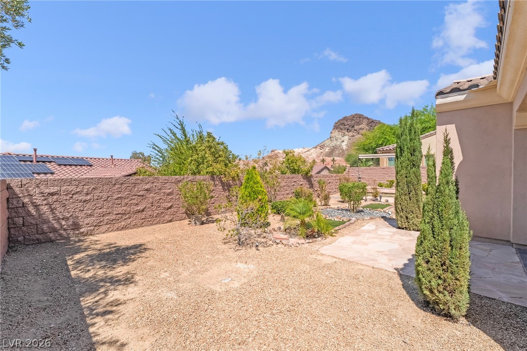 2 Lago Turchino Court Henderson NV 89011