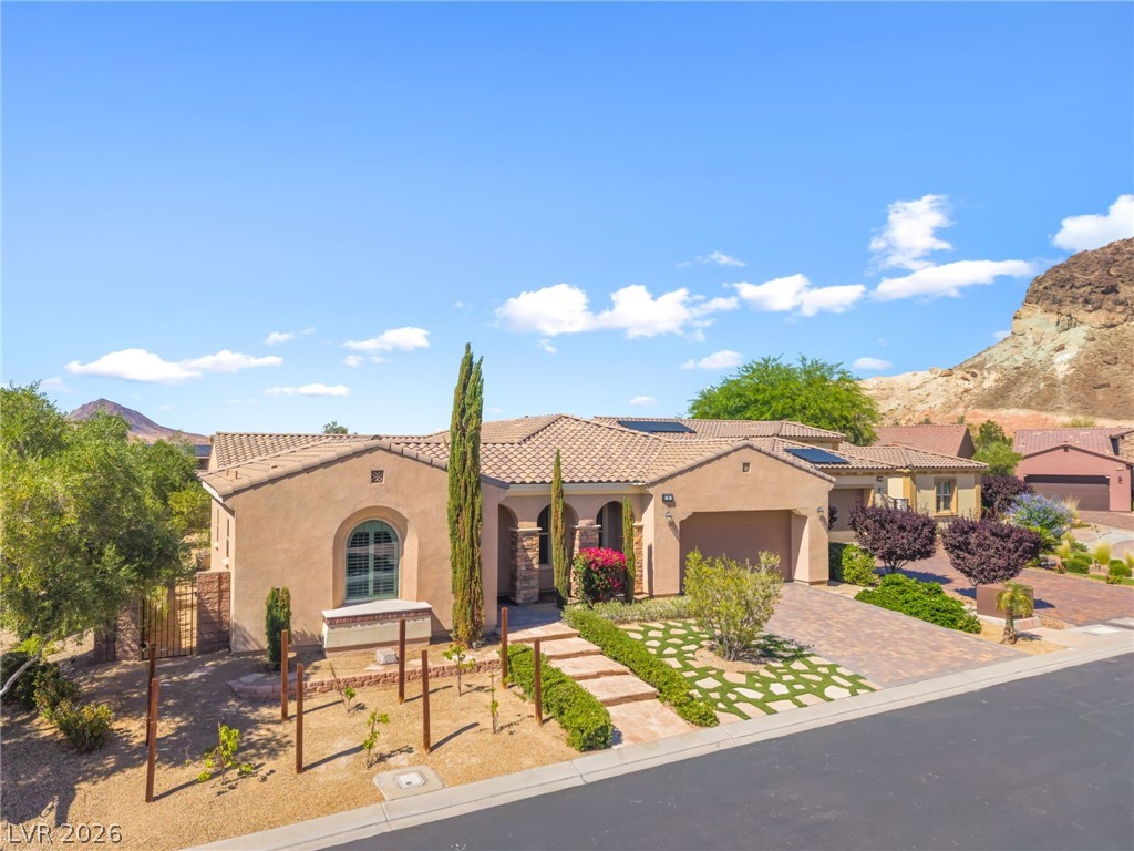 2 Lago Turchino Court Henderson NV 89011