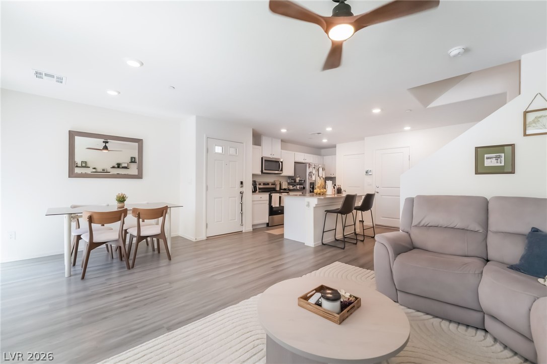 4585 Honey Hills Avenue Las Vegas NV 89141