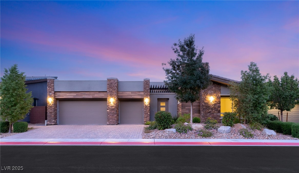6184 Petroglyph Avenue Las Vegas NV 89135