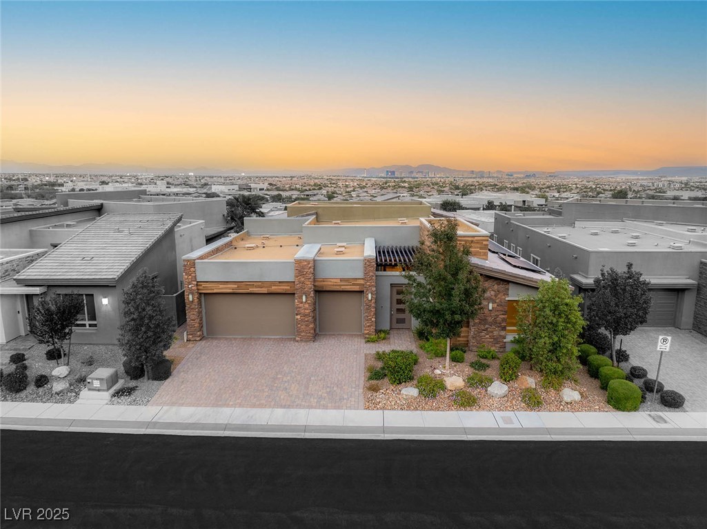 6184 Petroglyph Avenue Las Vegas NV 89135