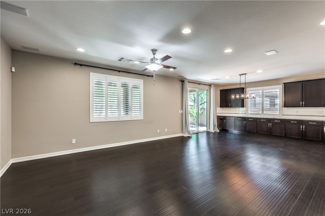 8836 Nolene Stream Street Las Vegas NV 89131
