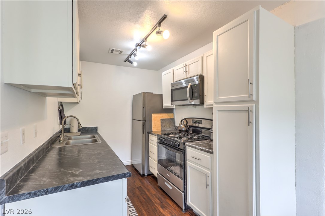 5330 East Charleston Boulevard 44 Las Vegas NV 89142