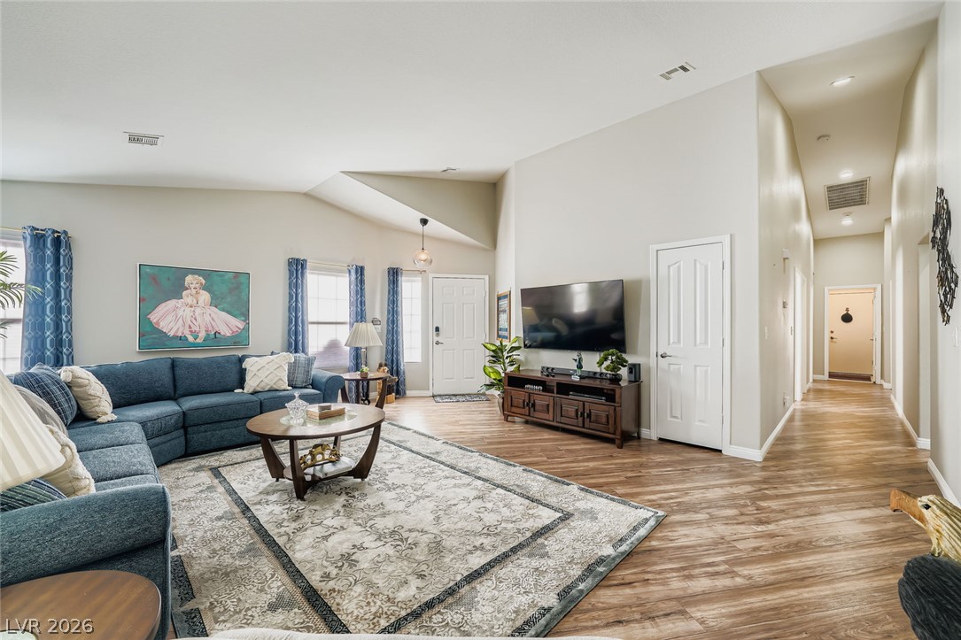 10059 Oak Creek Canyon Avenue Las Vegas NV 89147