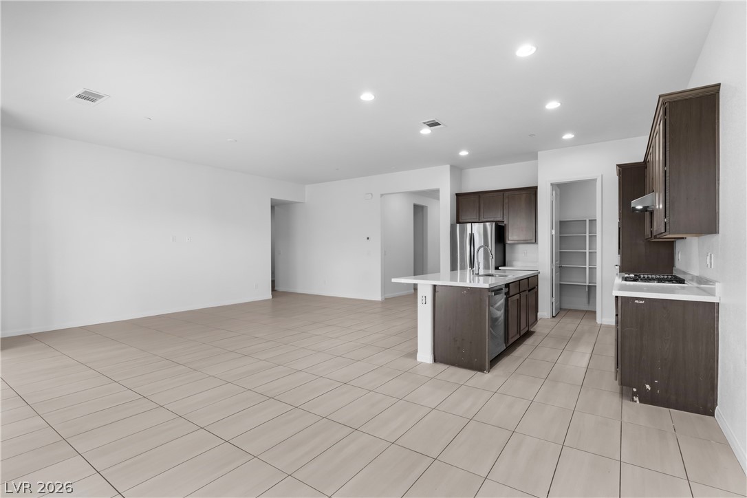 557 Comodo Street Henderson NV 89011