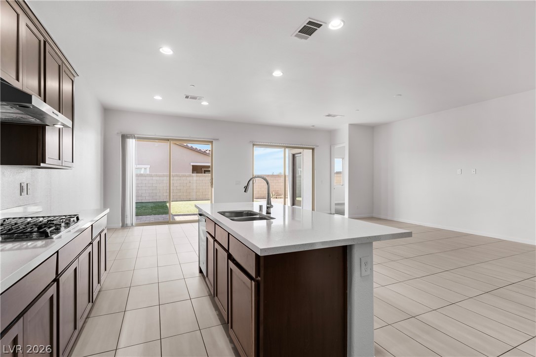 557 Comodo Street Henderson NV 89011
