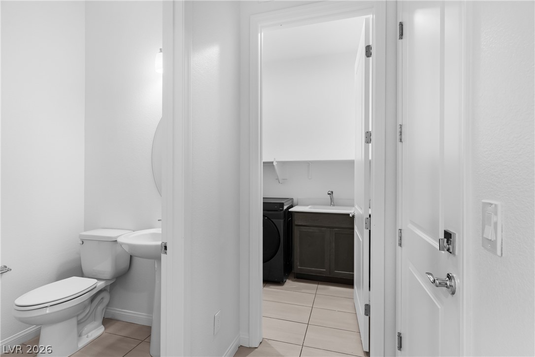 557 Comodo Street Henderson NV 89011