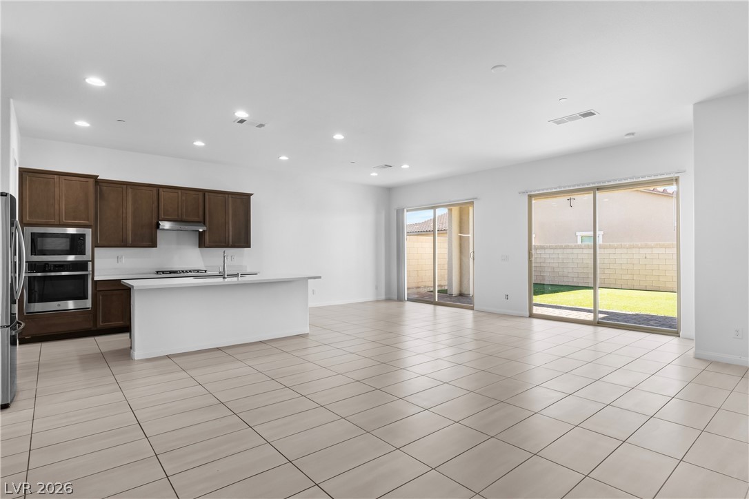 557 Comodo Street Henderson NV 89011