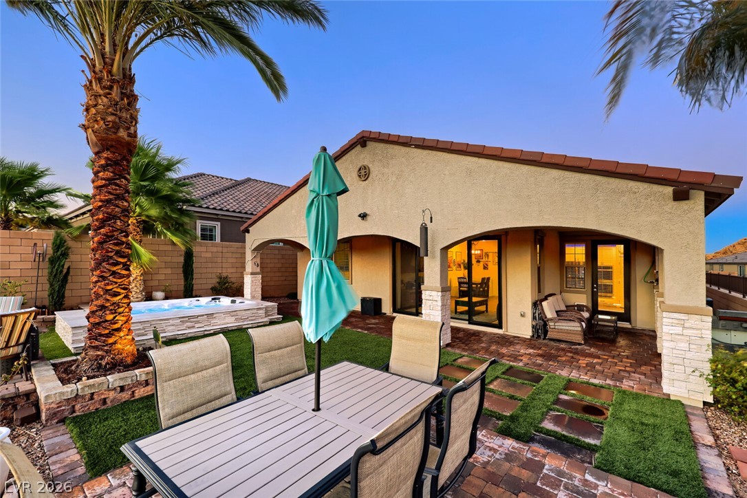 41 Tatahatso Point Street Henderson NV 89011