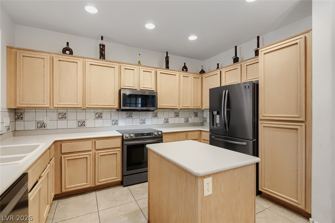 2539 Evansville Avenue Henderson NV 89052