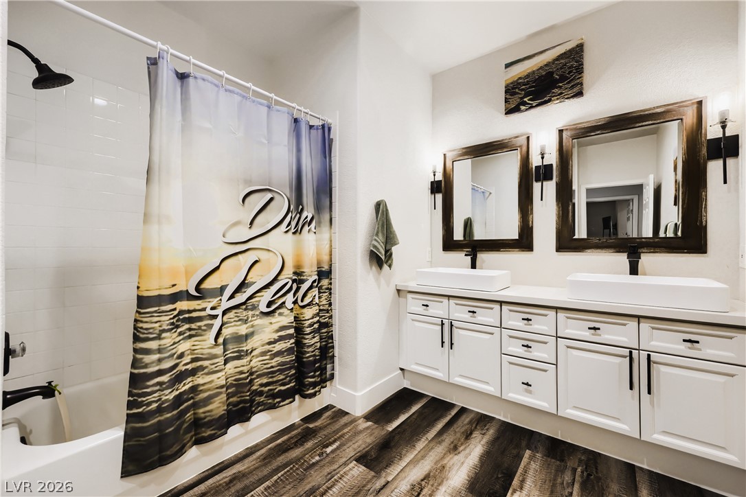 7400 Bisonwood Avenue Las Vegas NV 89131