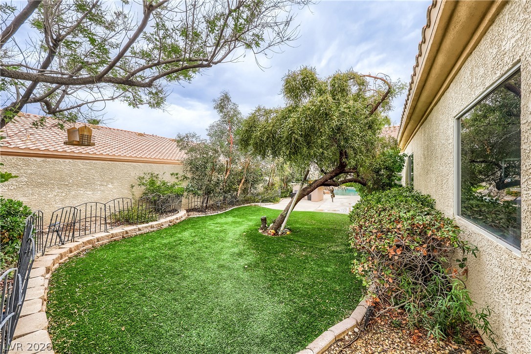 7400 Bisonwood Avenue Las Vegas NV 89131
