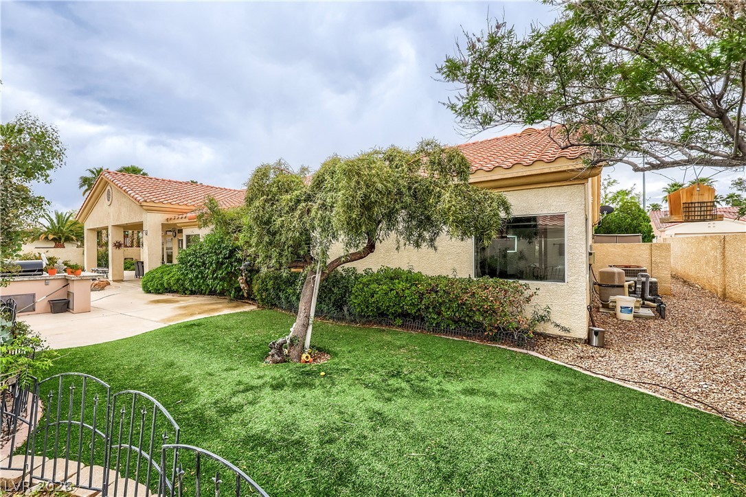 7400 Bisonwood Avenue Las Vegas NV 89131
