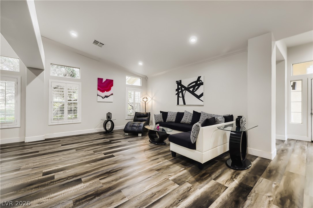 7400 Bisonwood Avenue Las Vegas NV 89131