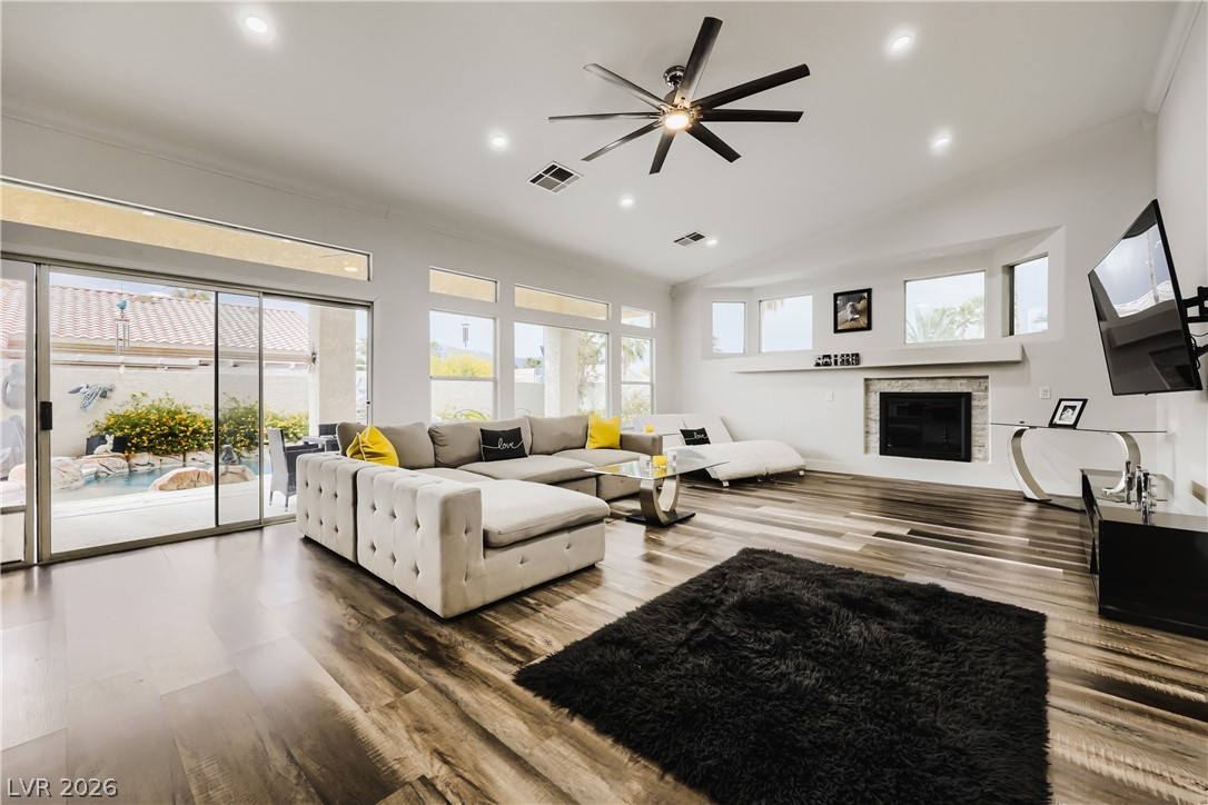 7400 Bisonwood Avenue Las Vegas NV 89131