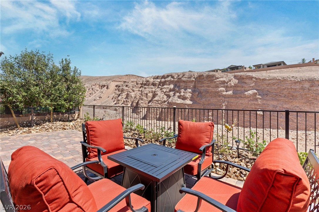 72 Crimson Cactus Avenue Henderson NV 89011