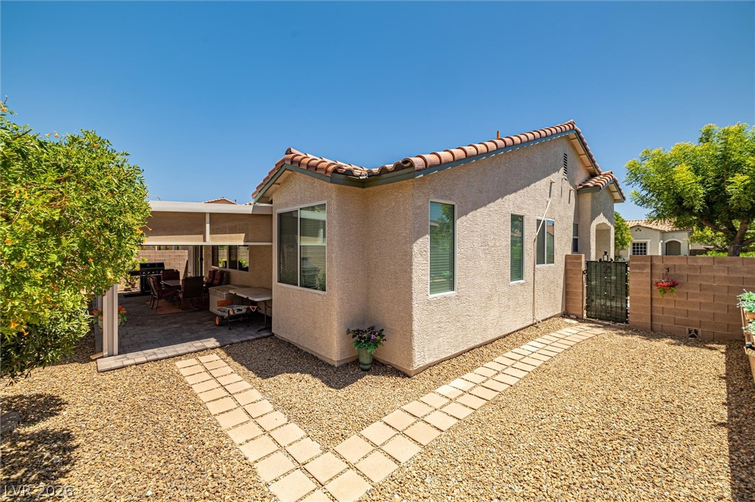 9332 Longhorn Falls Court Las Vegas NV 89149