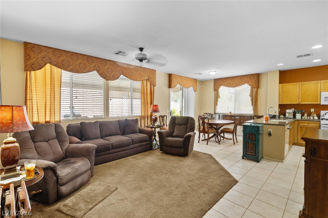 9332 Longhorn Falls Court Las Vegas NV 89149