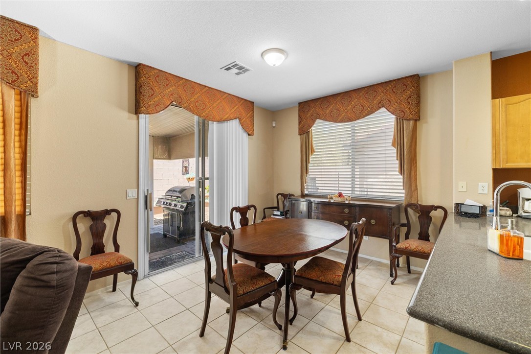 9332 Longhorn Falls Court Las Vegas NV 89149