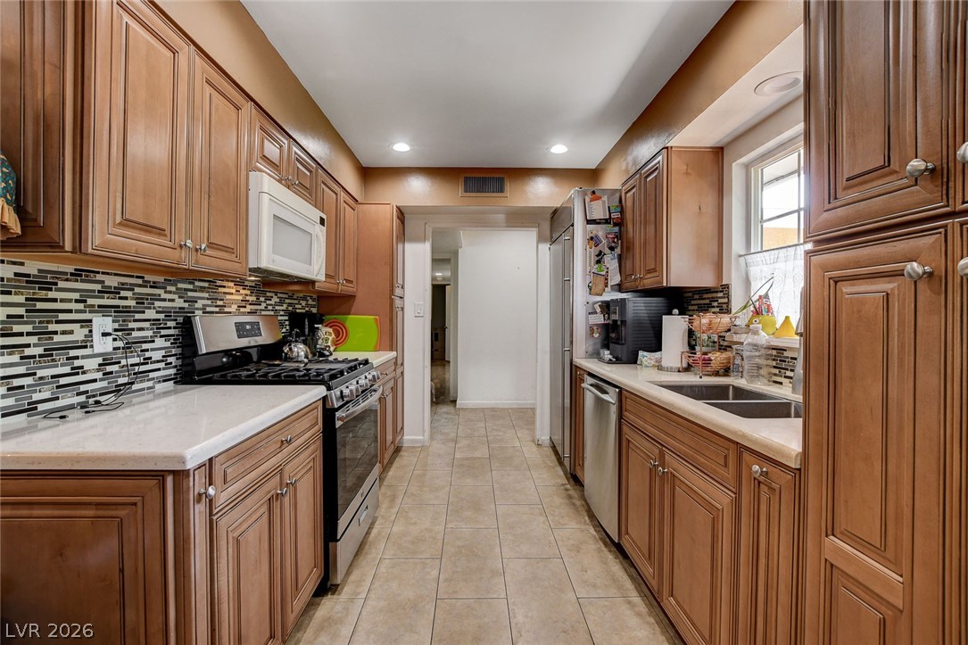 554 Canosa Avenue Las Vegas NV 89104