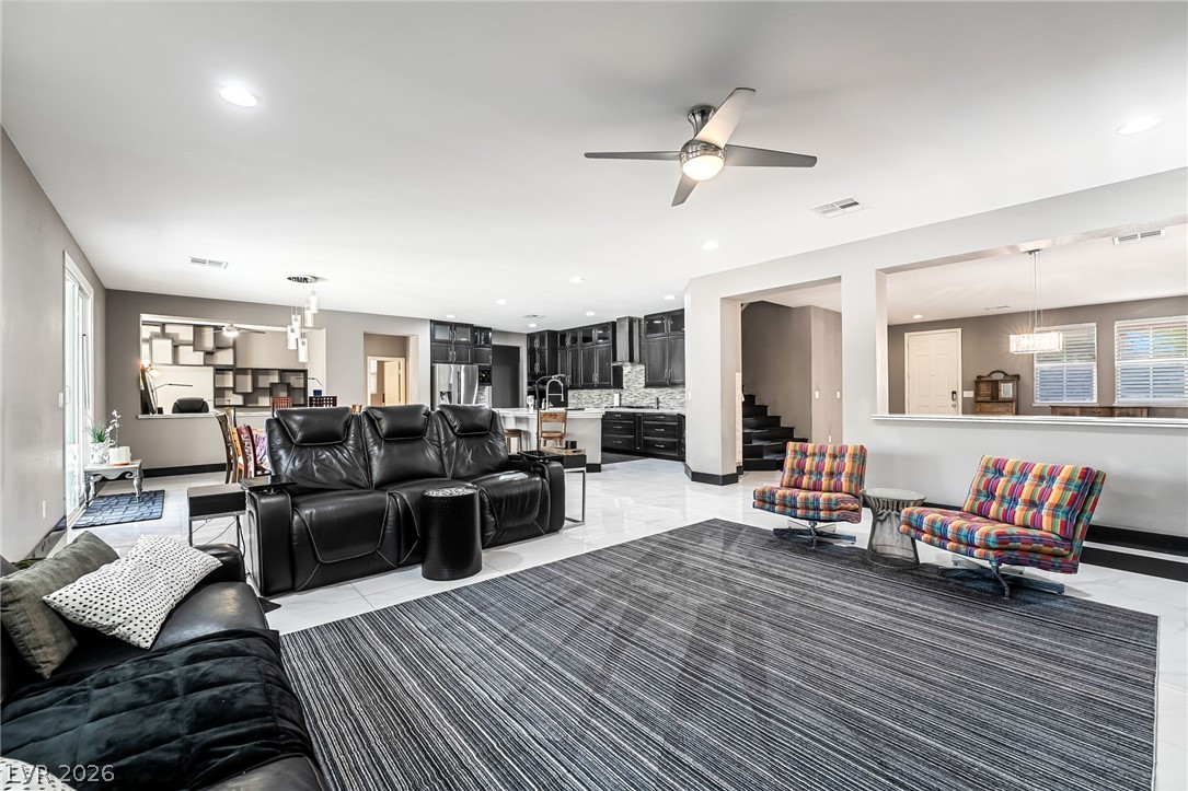 350 Azar Swan Avenue Las Vegas NV 89183