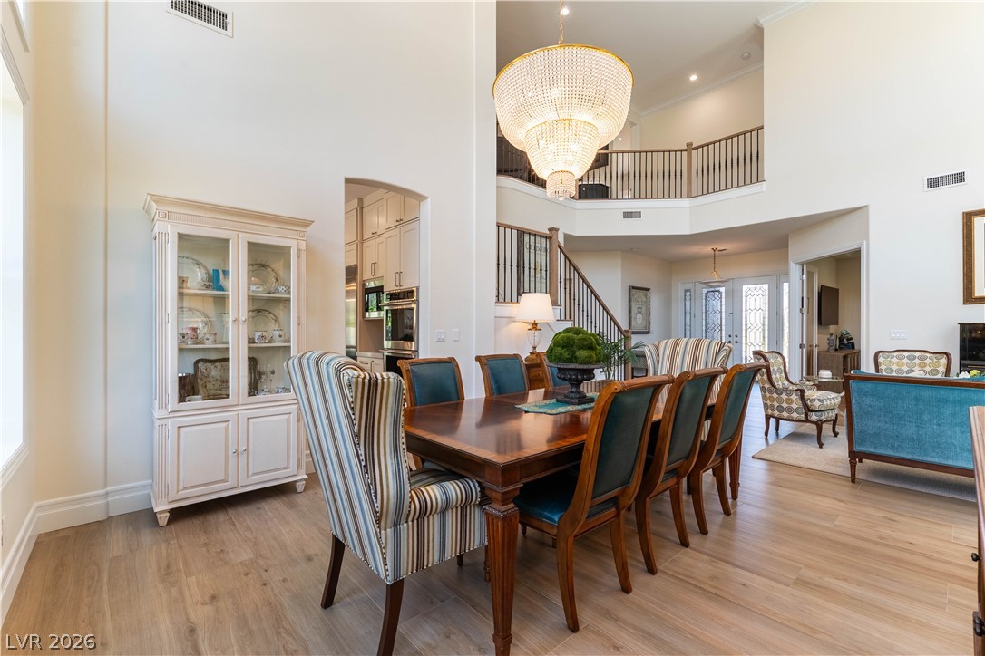 10100 Cresent Mesa Lane Las Vegas NV 89145