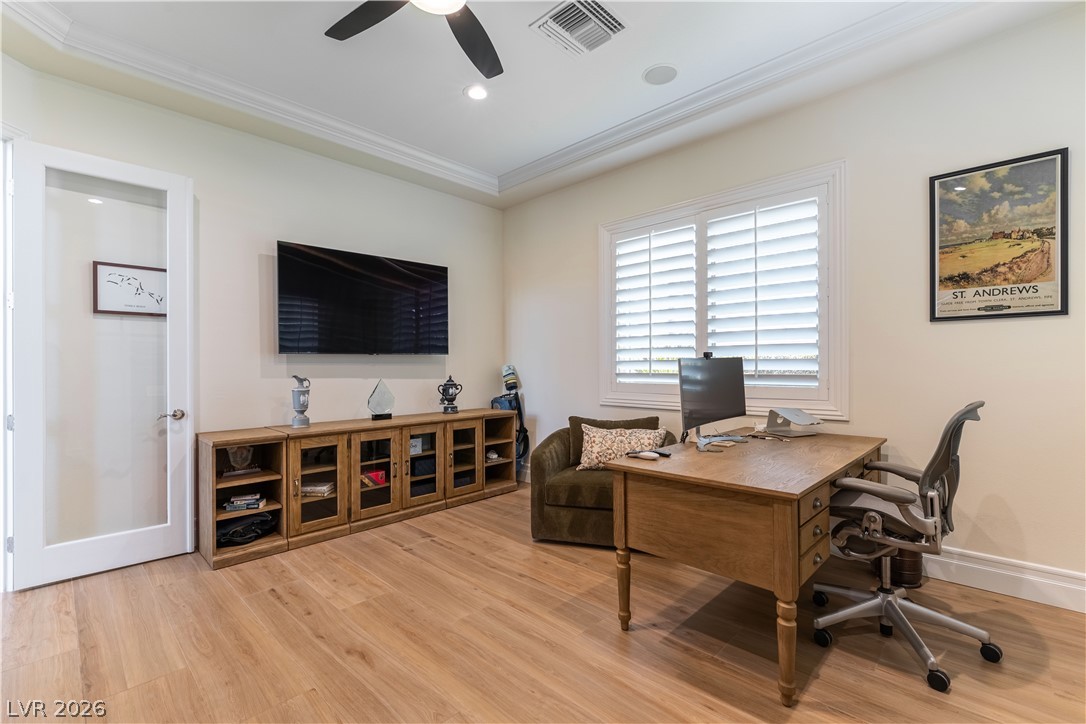 10100 Cresent Mesa Lane Las Vegas NV 89145