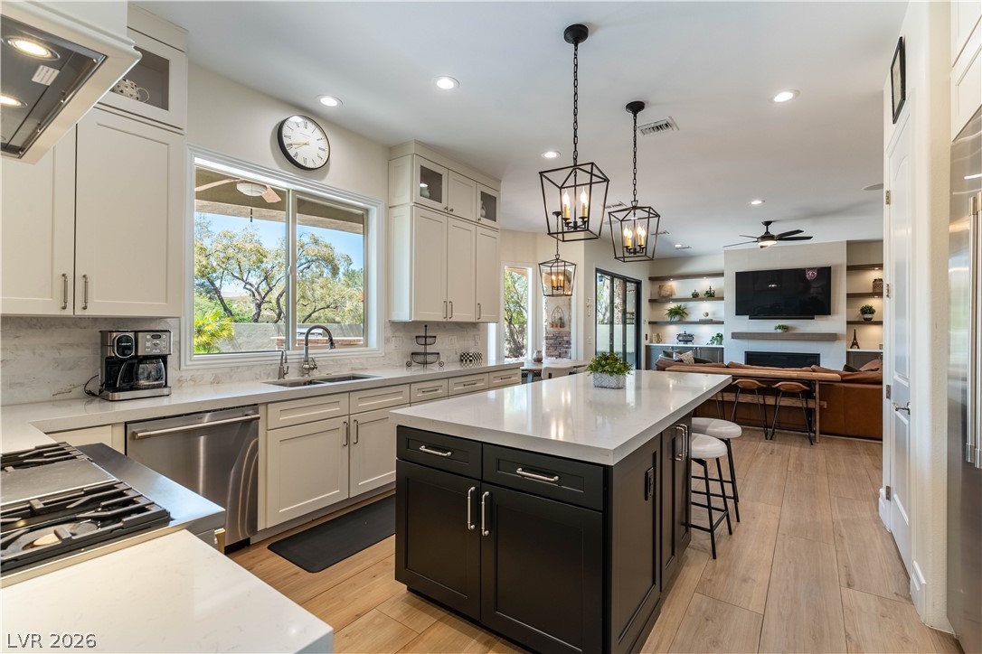 10100 Cresent Mesa Lane Las Vegas NV 89145