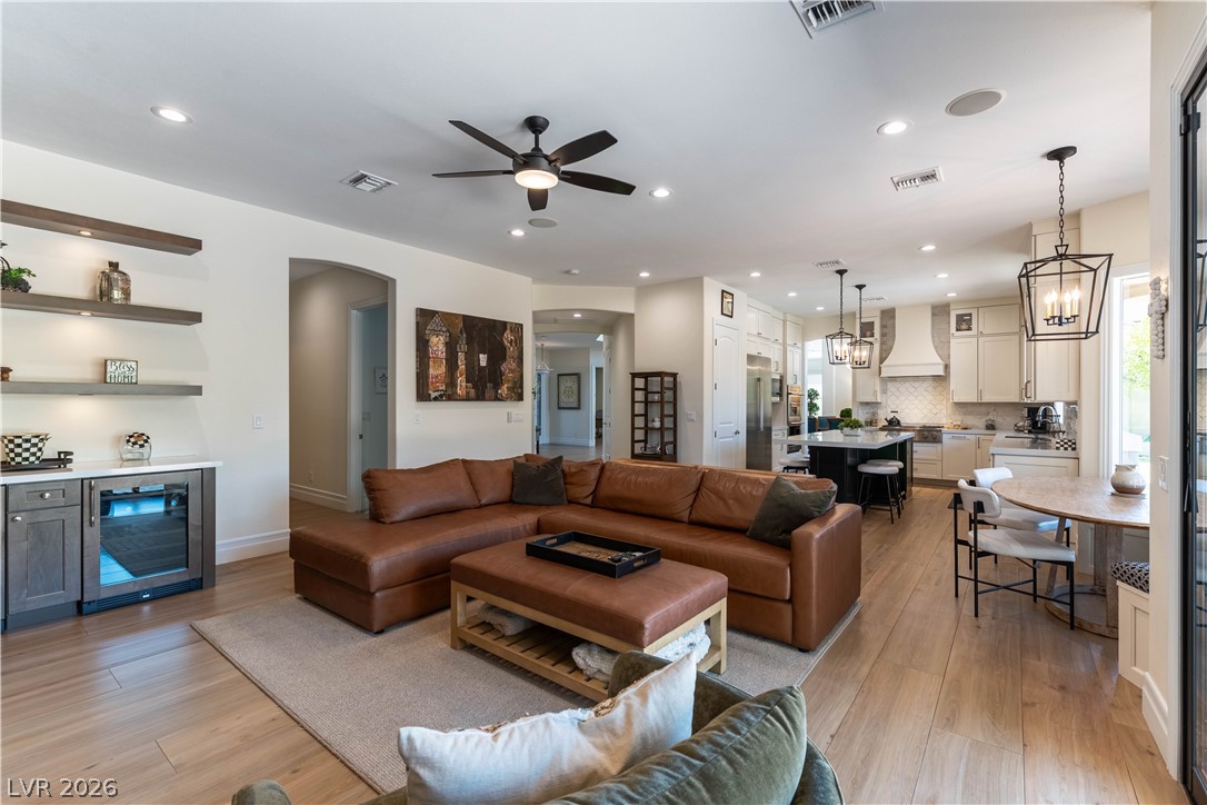 10100 Cresent Mesa Lane Las Vegas NV 89145