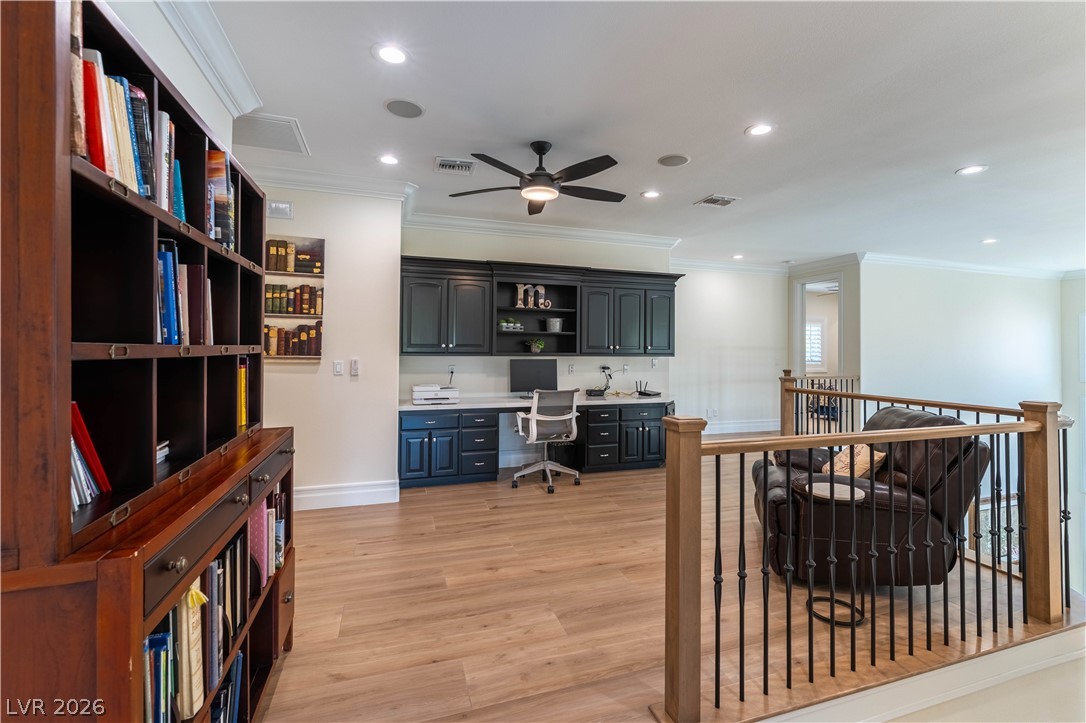 10100 Cresent Mesa Lane Las Vegas NV 89145